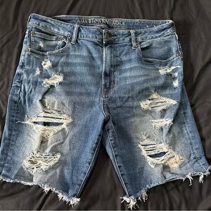 American Eagle Outfitters Men's Blue Distressed Denim Shorts